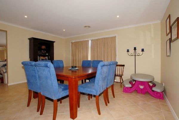11 Windsor Grange Court, SKYE VIC 3977, Skye - Thumbnail 2