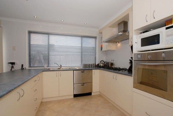 11 Windsor Grange Court, SKYE VIC 3977, Skye - Thumbnail 3