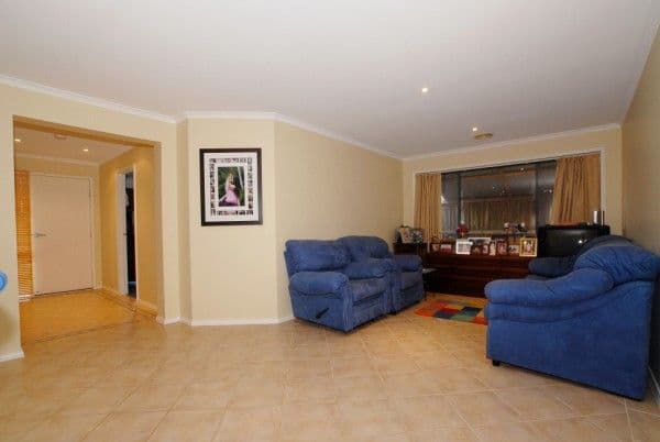11 Windsor Grange Court, SKYE VIC 3977, Skye - Thumbnail 6