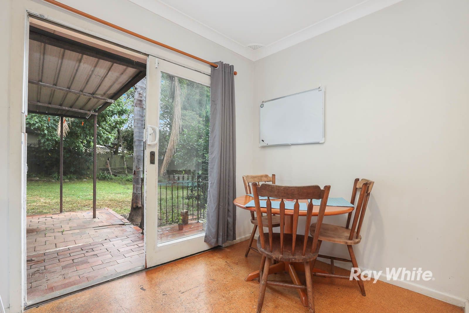 6 Drayton Avenue, Castle Hill - Thumbnail 5