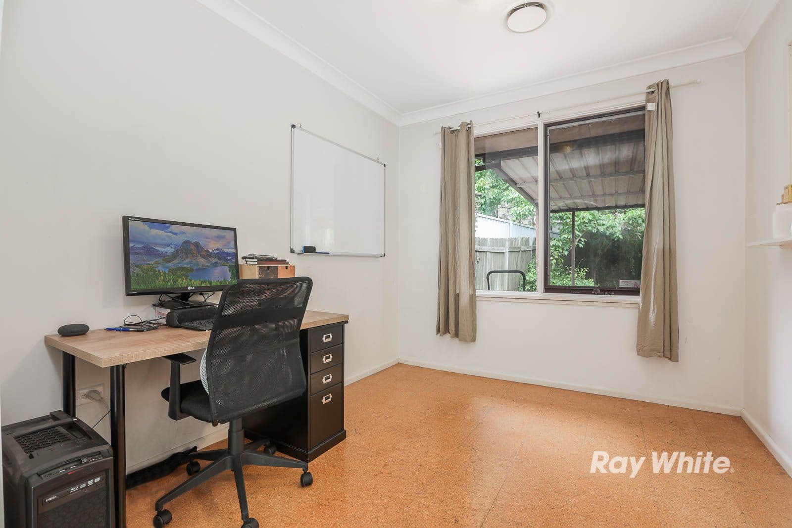 6 Drayton Avenue, Castle Hill - Thumbnail 6