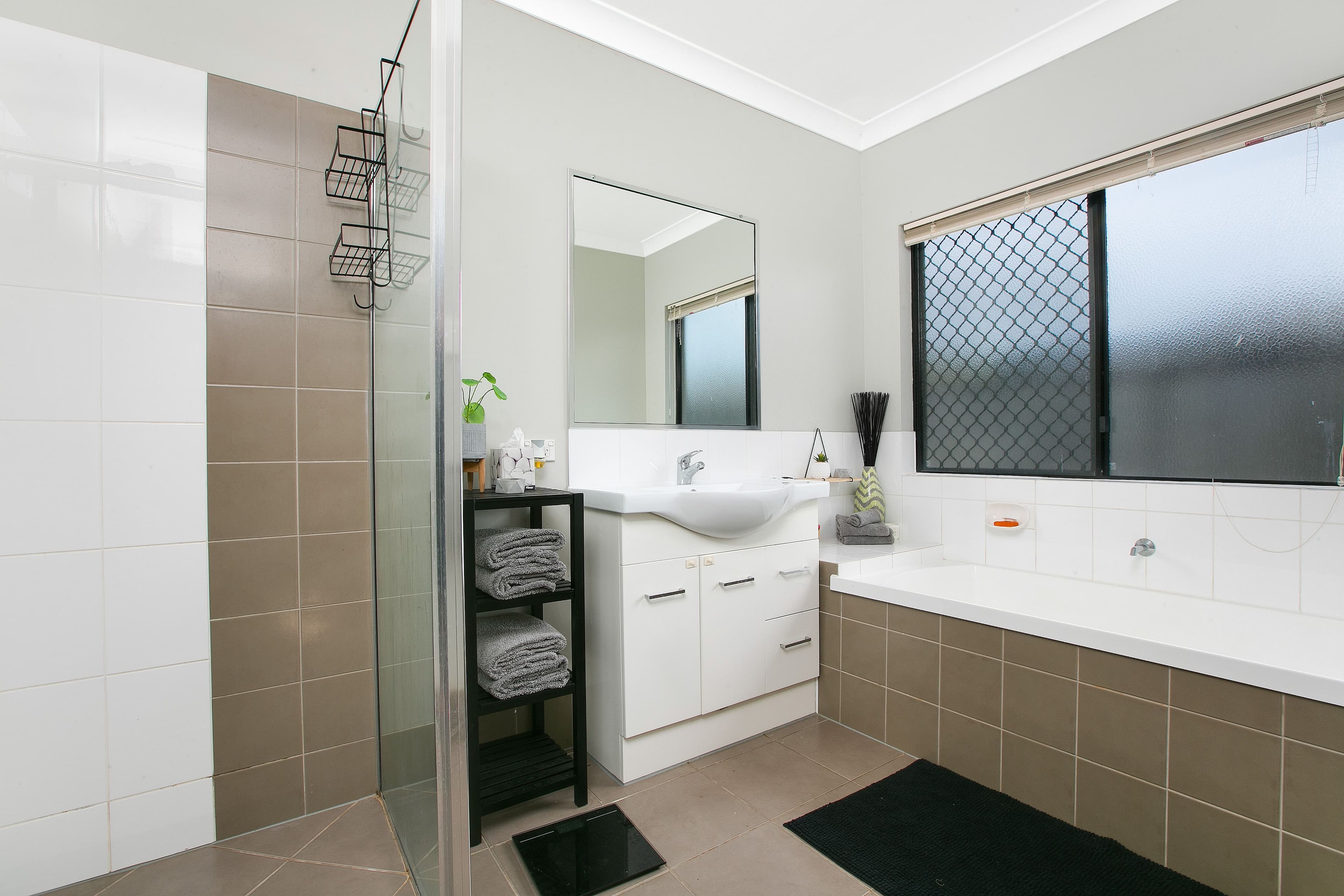 111 Roberts Drive, Trinity Beach QLD 4879, Trinity Beach - Thumbnail 6