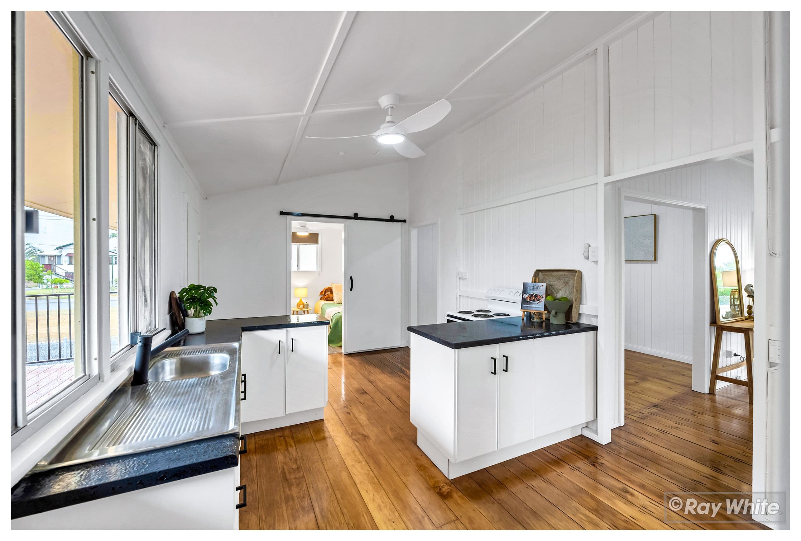 4 Farrell Street, Park Avenue QLD 4701, Park Avenue - Thumbnail 6