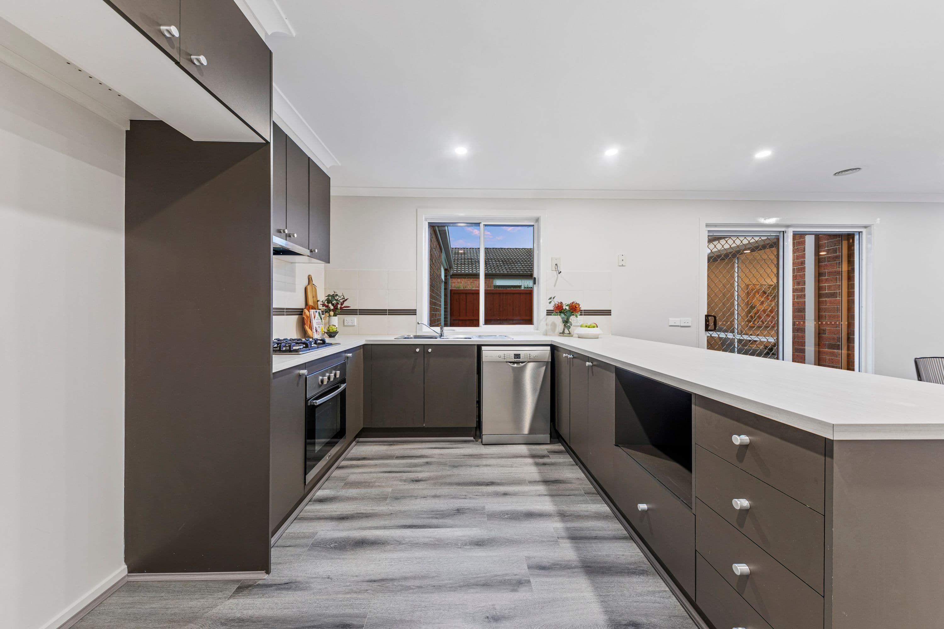8 Algerd Way, Pakenham VIC 3810, Pakenham - Thumbnail 3