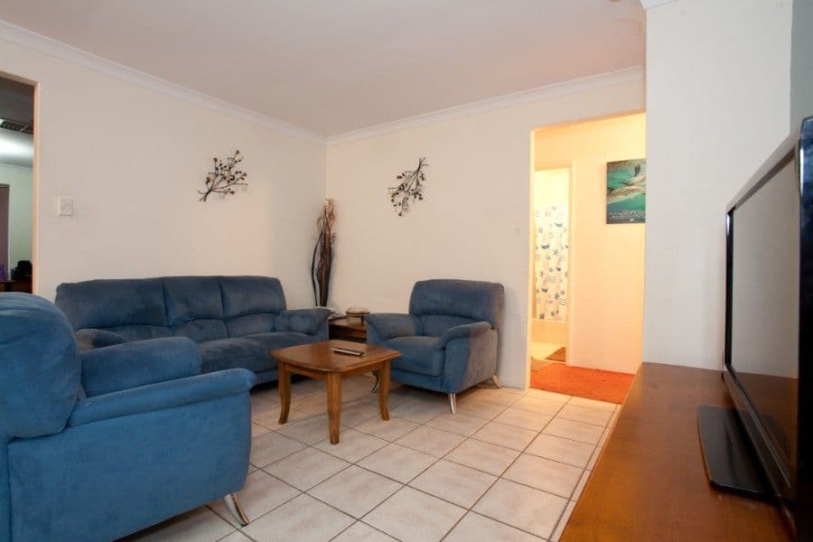 22 Guadalupe Drive, BALLAJURA WA 6066, Ballajura - Thumbnail 2