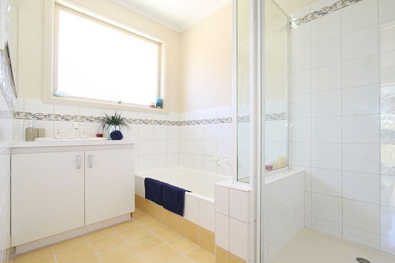 32 Hawthorn Road, BURWOOD EAST VIC 3151, Burwood East - Thumbnail 5