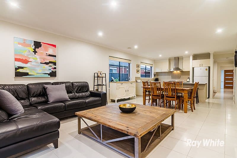 48 Bacchus Road, Cranbourne West VIC 3977, Cranbourne West - Thumbnail 2