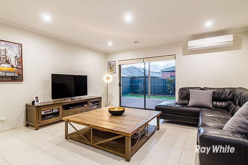 48 Bacchus Road, Cranbourne West VIC 3977, Cranbourne West - Thumbnail 5