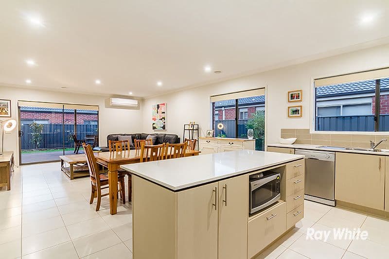 48 Bacchus Road, Cranbourne West VIC 3977, Cranbourne West - Thumbnail 7