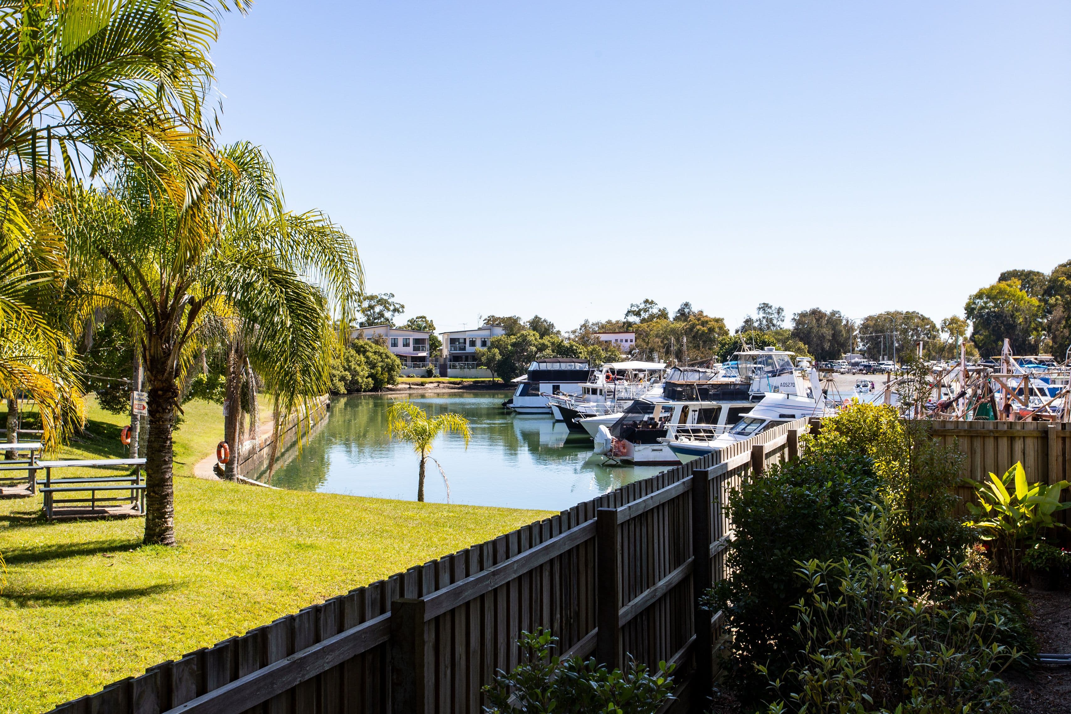 7 Spinnaker Drive, Sandstone Point QLD 4511, Sandstone Point - Thumbnail 2