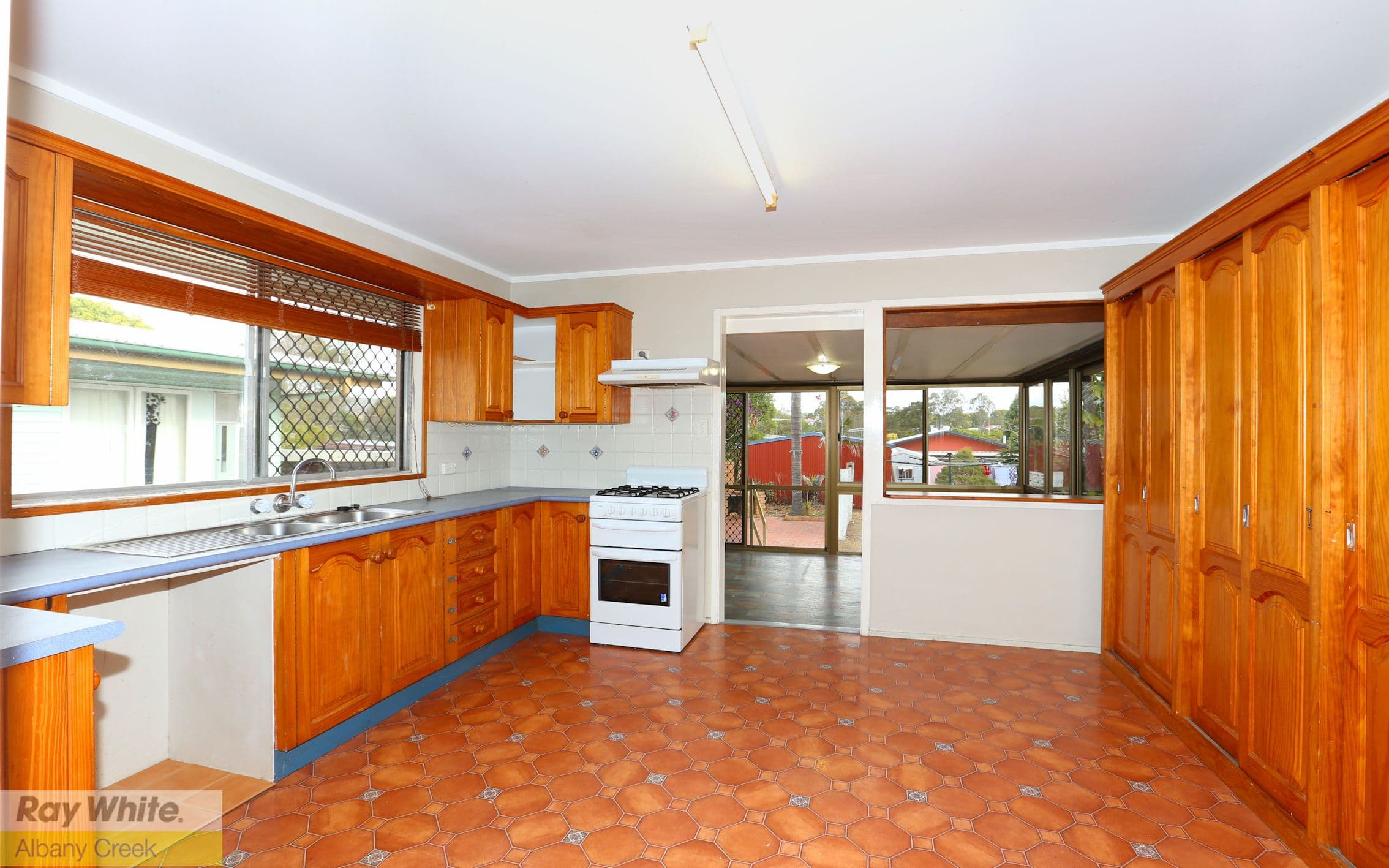 59 Glenlee Street, ARANA HILLS QLD 4054, Arana Hills - Thumbnail 3
