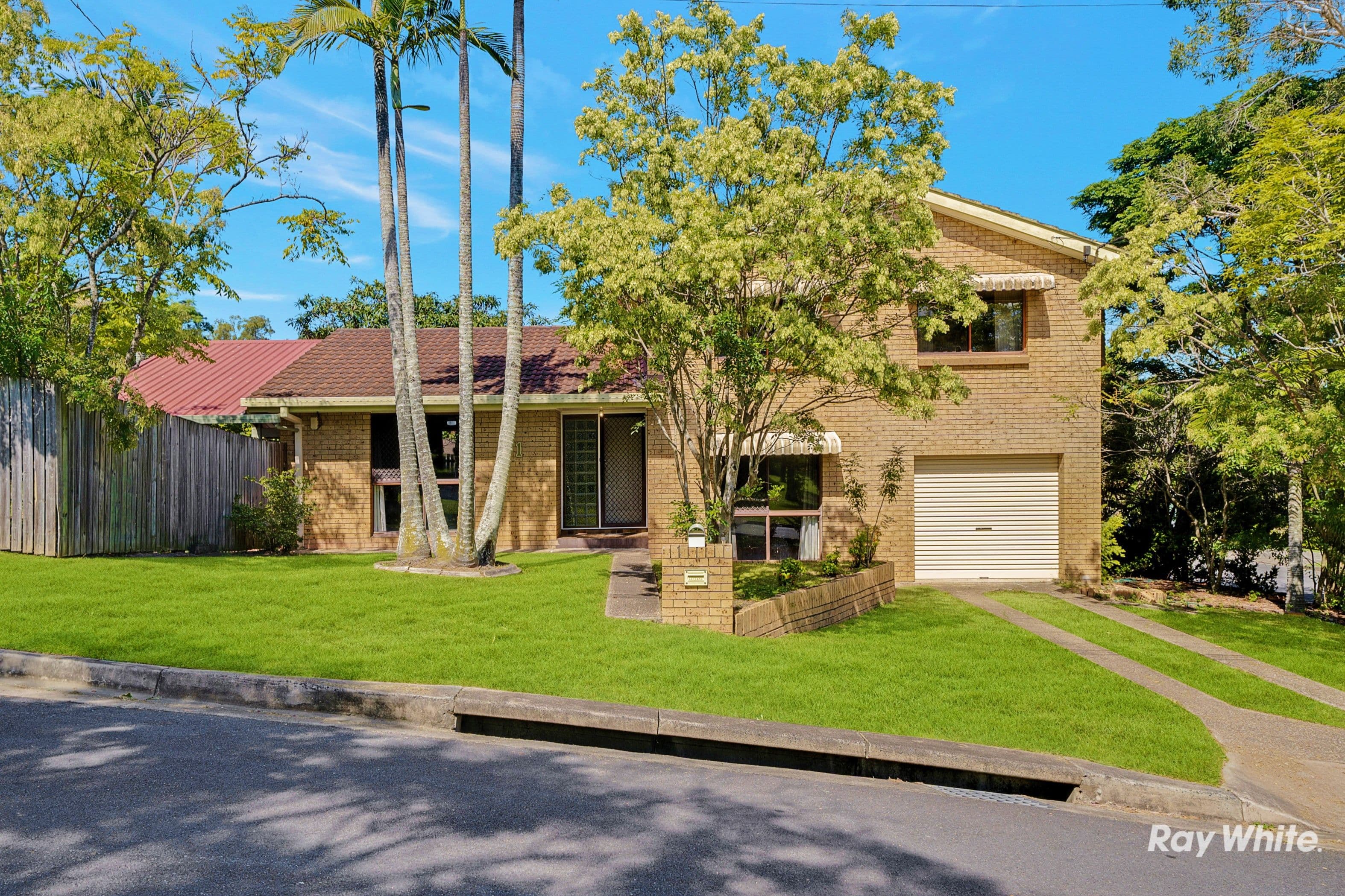 1 Elwyn Court, Springwood QLD 4127, Springwood - Thumbnail 2
