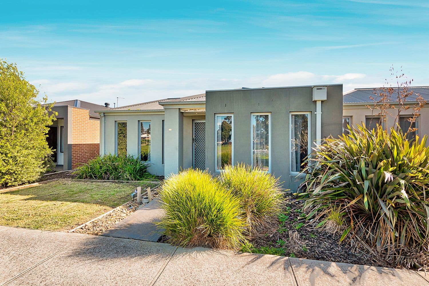 15 Nokota Lane, Clyde North VIC 3978, Clyde North - Thumbnail 4