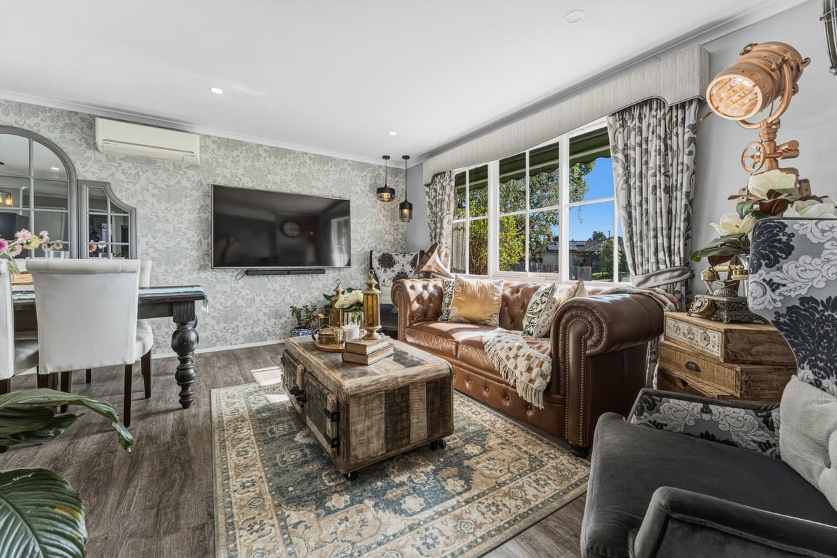 5 Isaac Court, Pakenham VIC 3810, Pakenham - Thumbnail 3