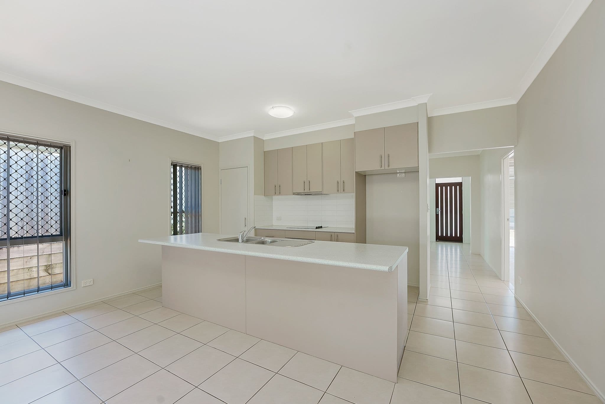 7 Lomond Street, North Lakes QLD 4509, North Lakes - Thumbnail 2
