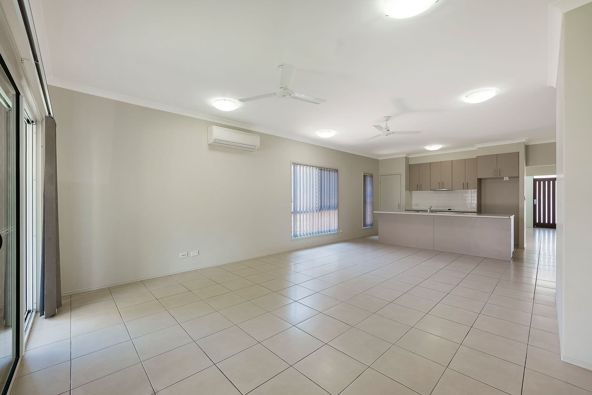 7 Lomond Street, North Lakes QLD 4509, North Lakes - Thumbnail 4