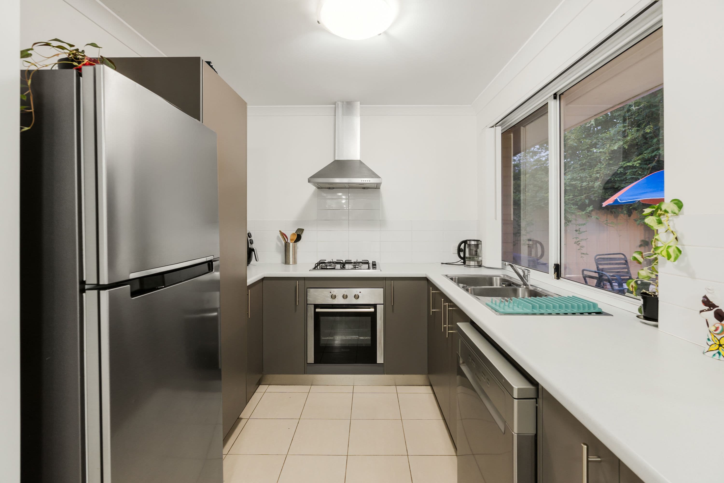 42 Merrifield Avenue, Kelmscott WA 6111, Kelmscott - Thumbnail 4