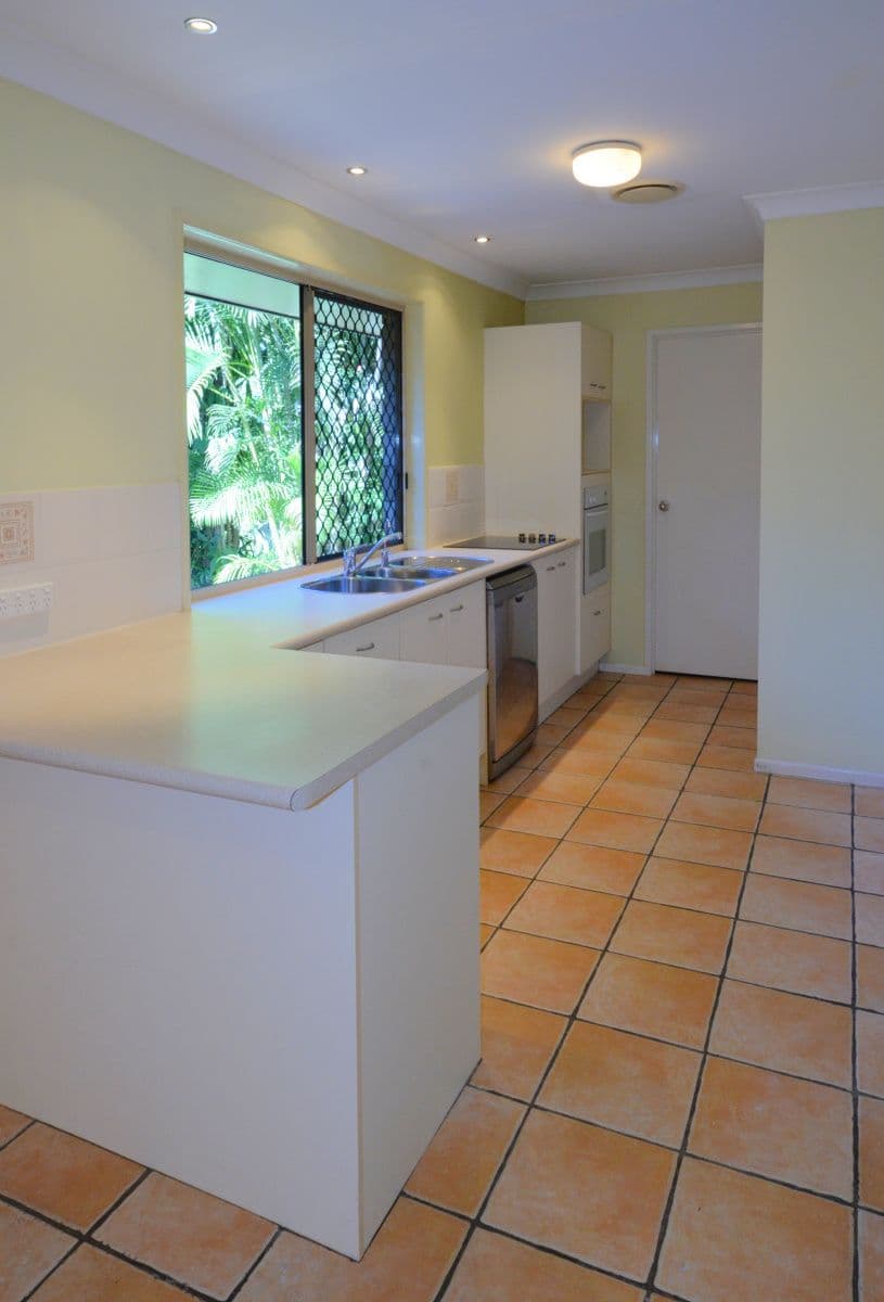 109 Englefield Road, Oxley QLD 4075, Oxley - Thumbnail 8