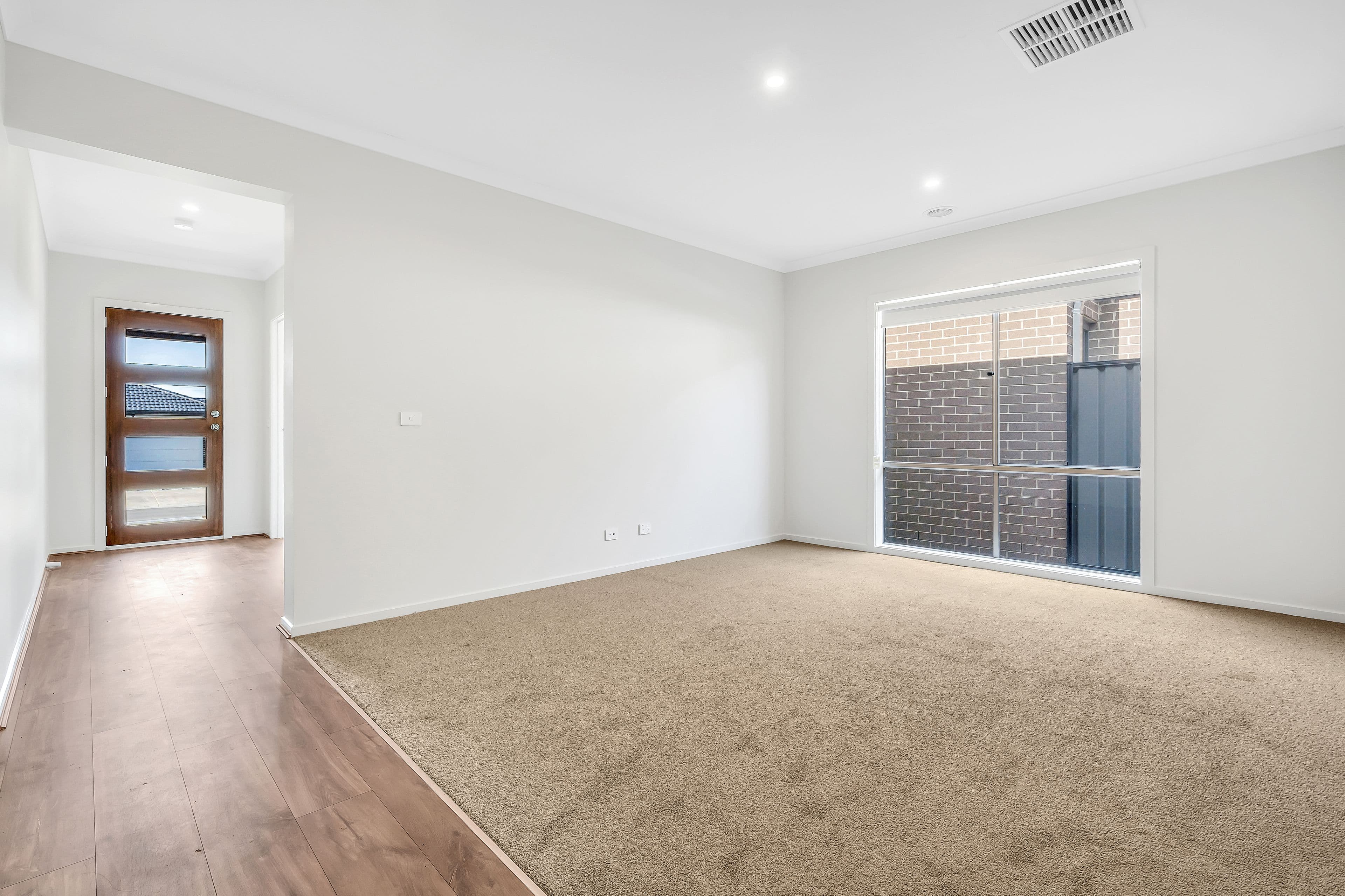 15 Erasmus Avenue, Craigieburn VIC 3064, Craigieburn - Thumbnail 7