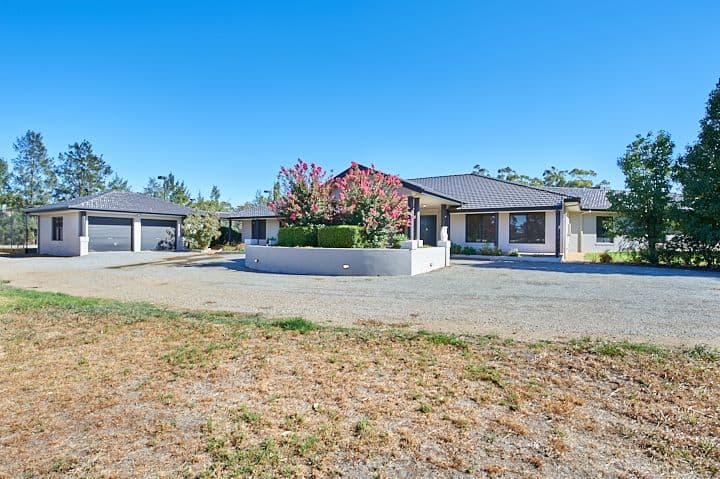 2 Iverach Street, Coolamon - Thumbnail 4