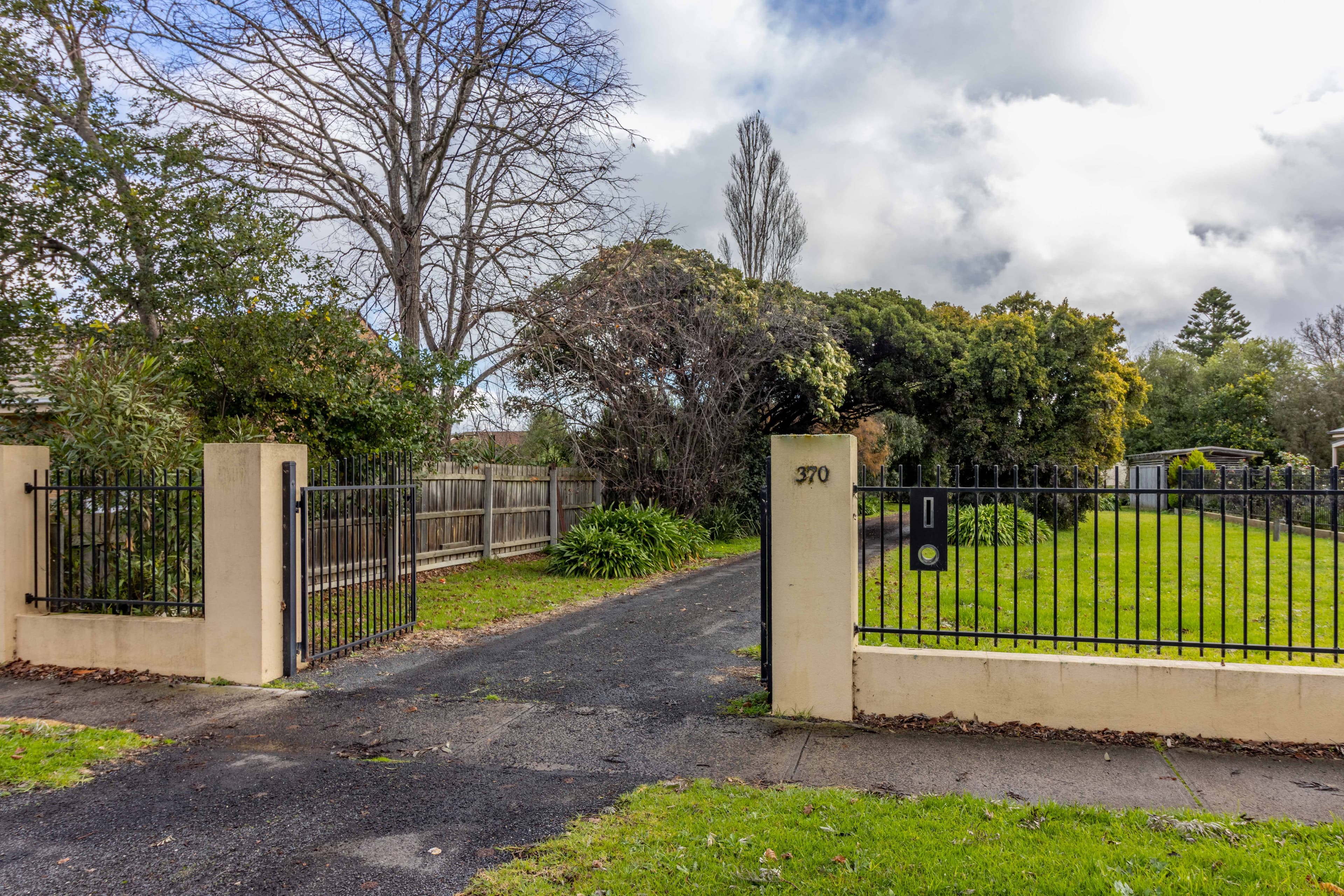 370 Commercial Road, Yarram VIC 3971, Yarram - Thumbnail 7
