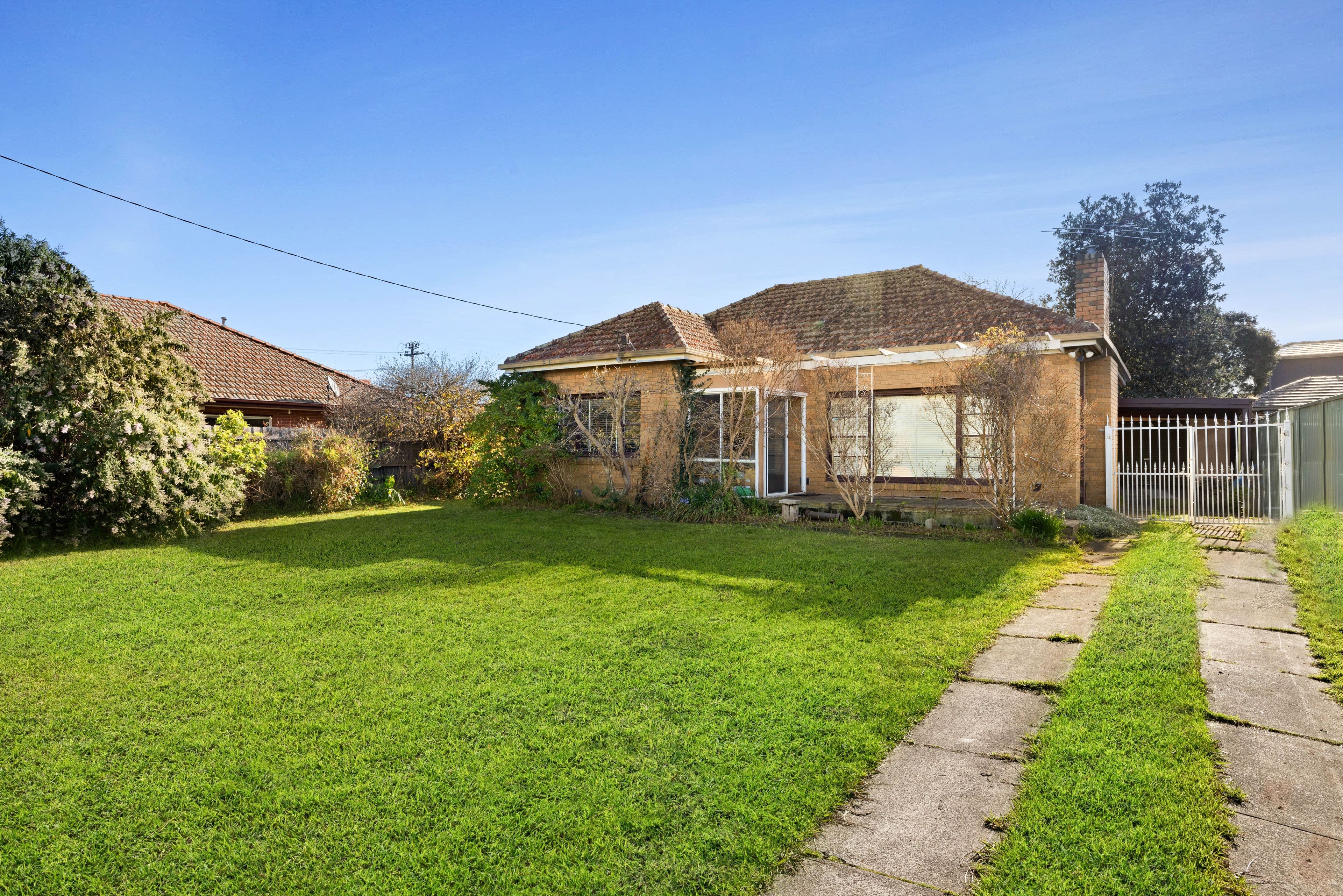 42 Kennedy Street, Glenroy VIC 3046, Glenroy - Thumbnail 3