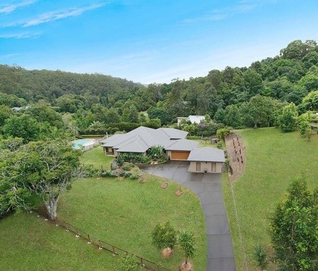 9 Des Quinlan Crescent, Tallebudgera QLD 4228, Tallebudgera - Thumbnail 2