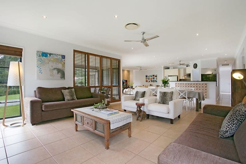9 Des Quinlan Crescent, Tallebudgera QLD 4228, Tallebudgera - Thumbnail 5