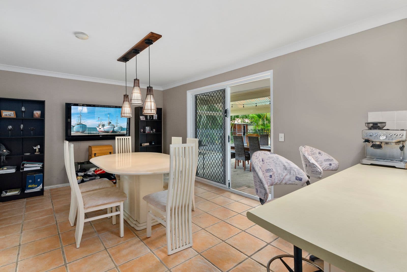 6 Togos Avenue, Currumbin Waters QLD 4223, Currumbin Waters - Thumbnail 7