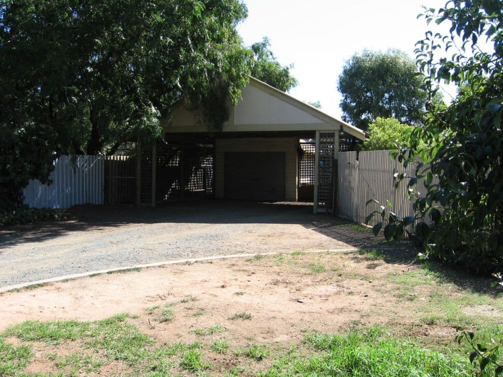 36 Railway Road, ROCHESTER VIC 3561, Rochester - Thumbnail 2