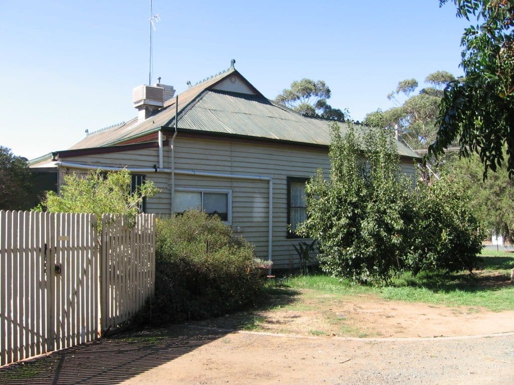 36 Railway Road, ROCHESTER VIC 3561, Rochester - Thumbnail 3