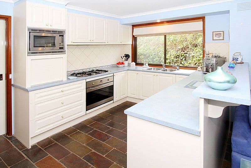 4 Ulm Close, MILL PARK VIC 3082, Mill Park - Thumbnail 2