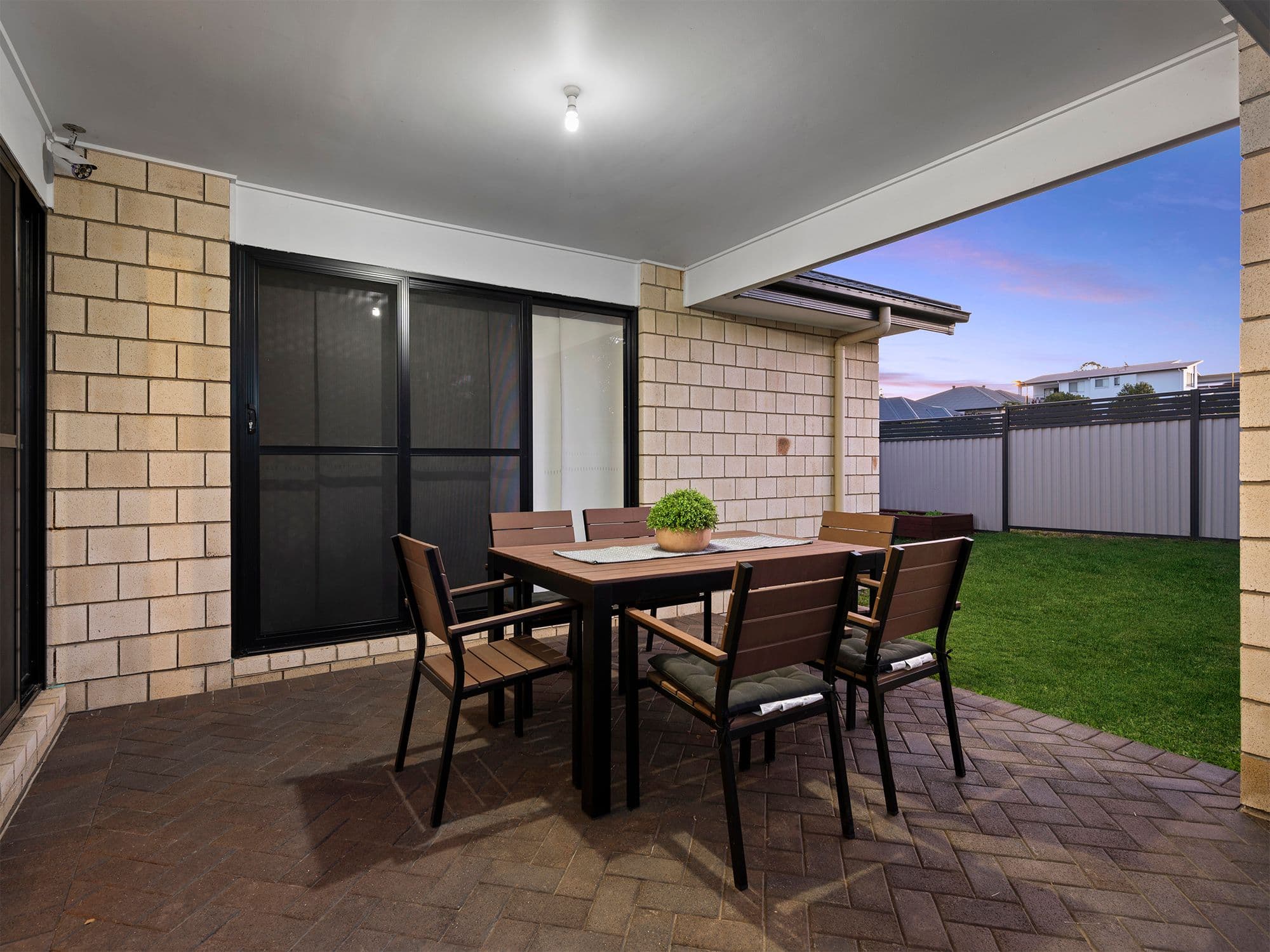 27 Cascade Drive, Underwood QLD 4119, Underwood - Thumbnail 3