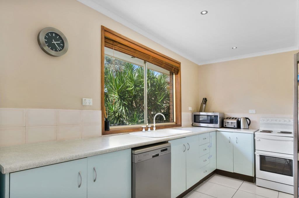 67 Burdekin Drive, Albion Park - Thumbnail 4
