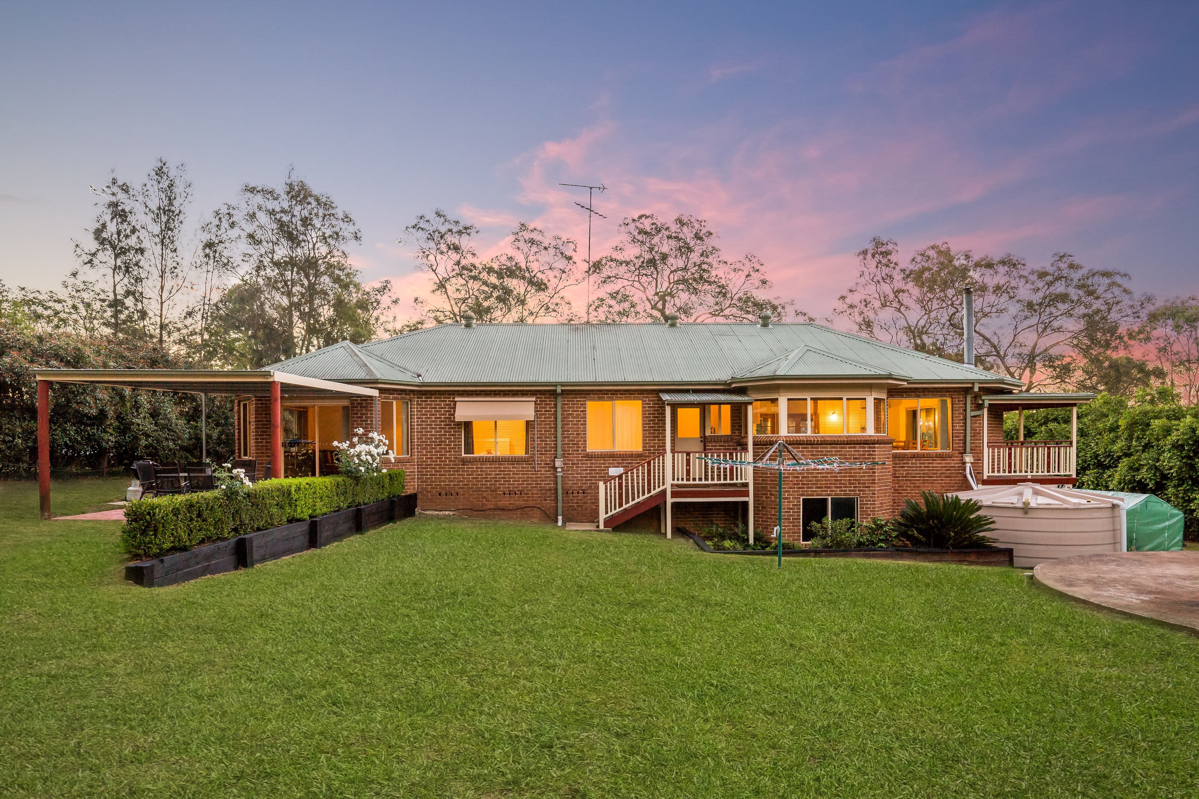 10 Tallow Wood Close, Wilberforce - Thumbnail 2