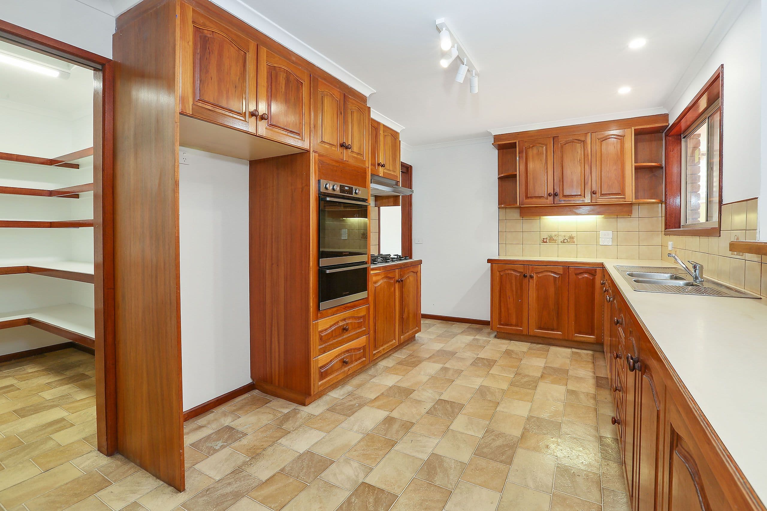 44 Coleraine Crescent, Corio VIC 3214, Corio - Thumbnail 3