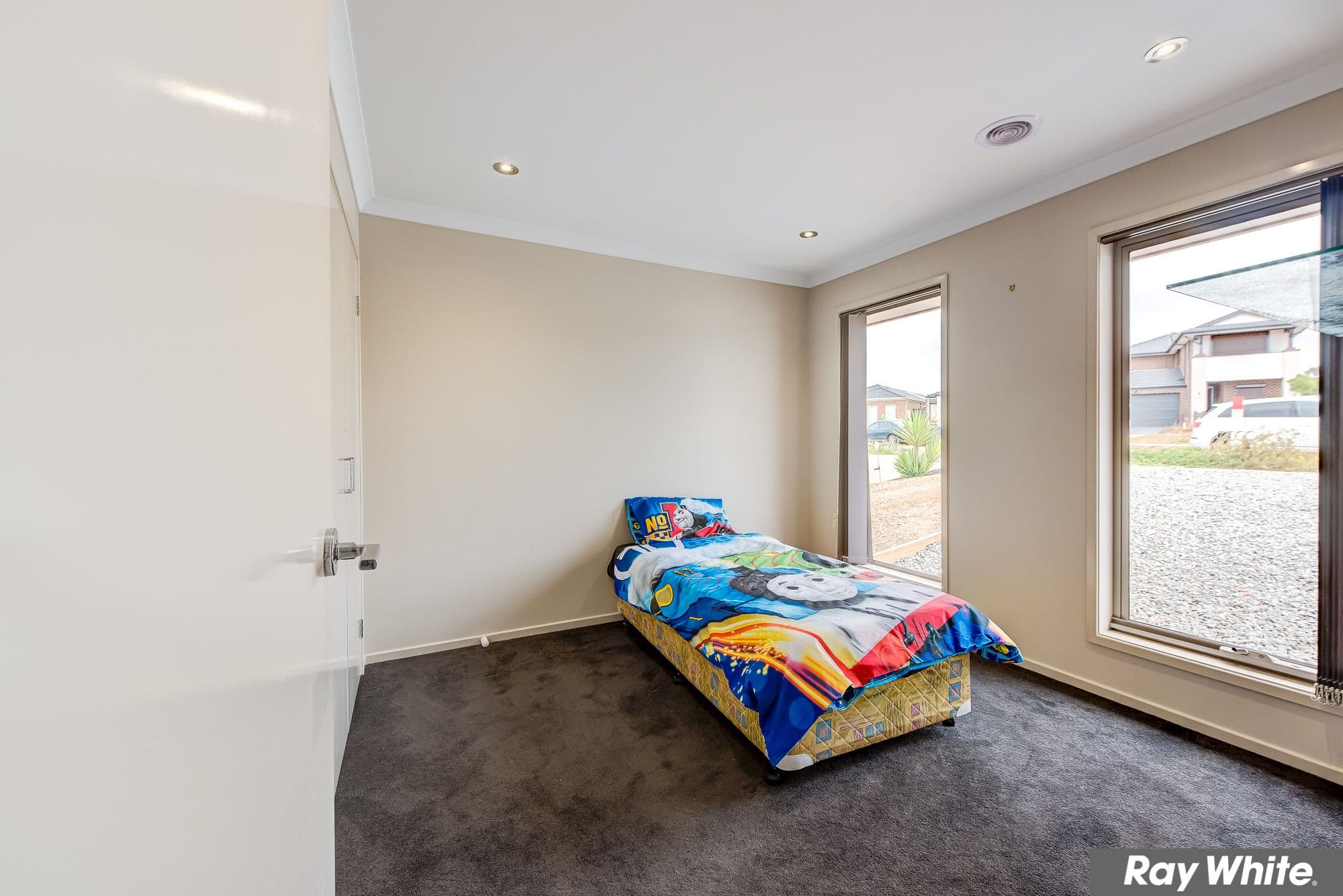 37 Tableland Road, Tarneit VIC 3029, Tarneit - Thumbnail 3