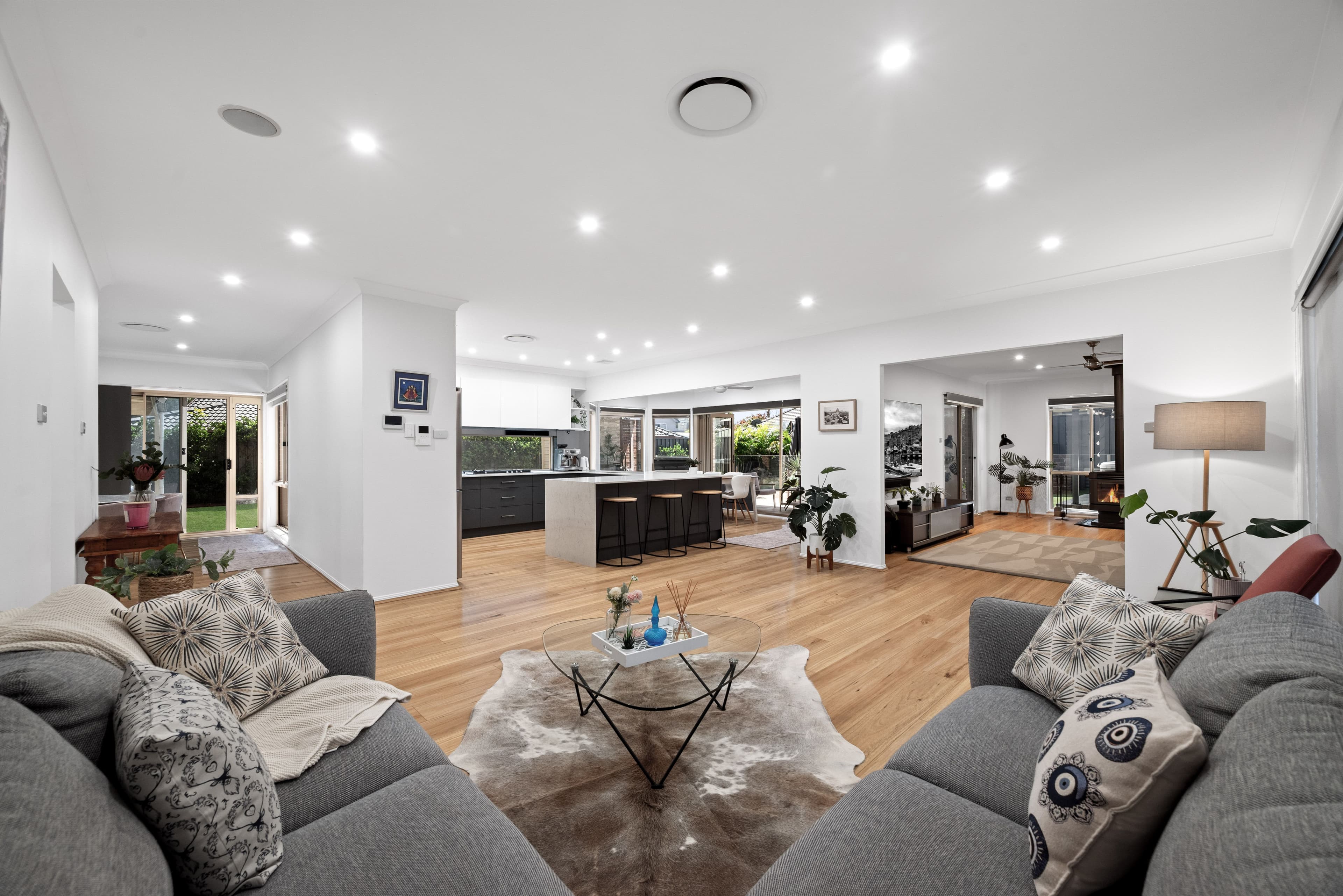 25 Torquay Terrace, Glenmore Park NSW 2745, Glenmore Park - Thumbnail 3