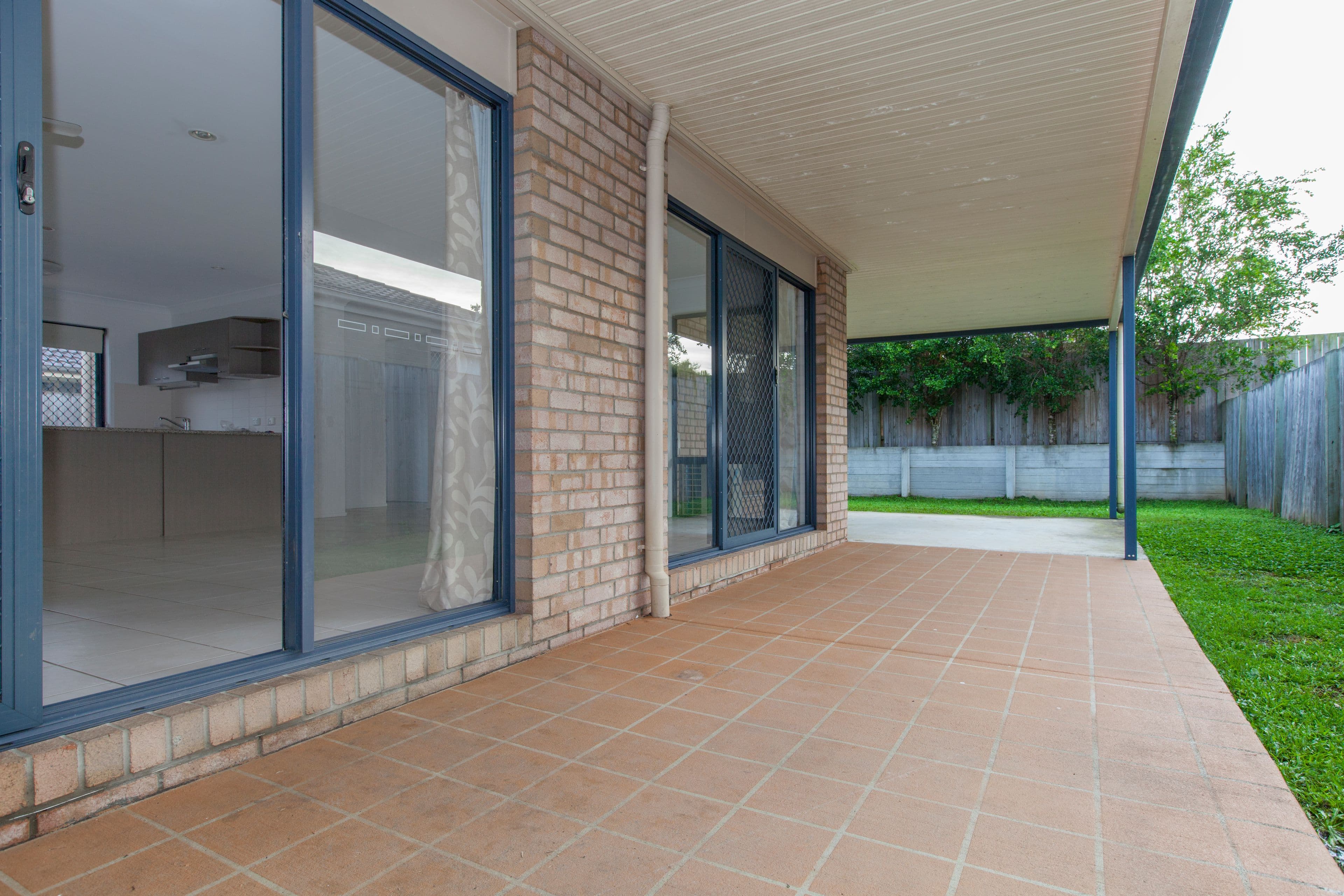 12 Hollywood Avenue, Bellmere QLD 4510, Bellmere - Thumbnail 2