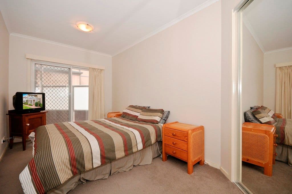 Unit 7, 13 HEWISH ROAD (Enter Via Lacey Street), CROYDON VIC 3136, Croydon - Thumbnail 4