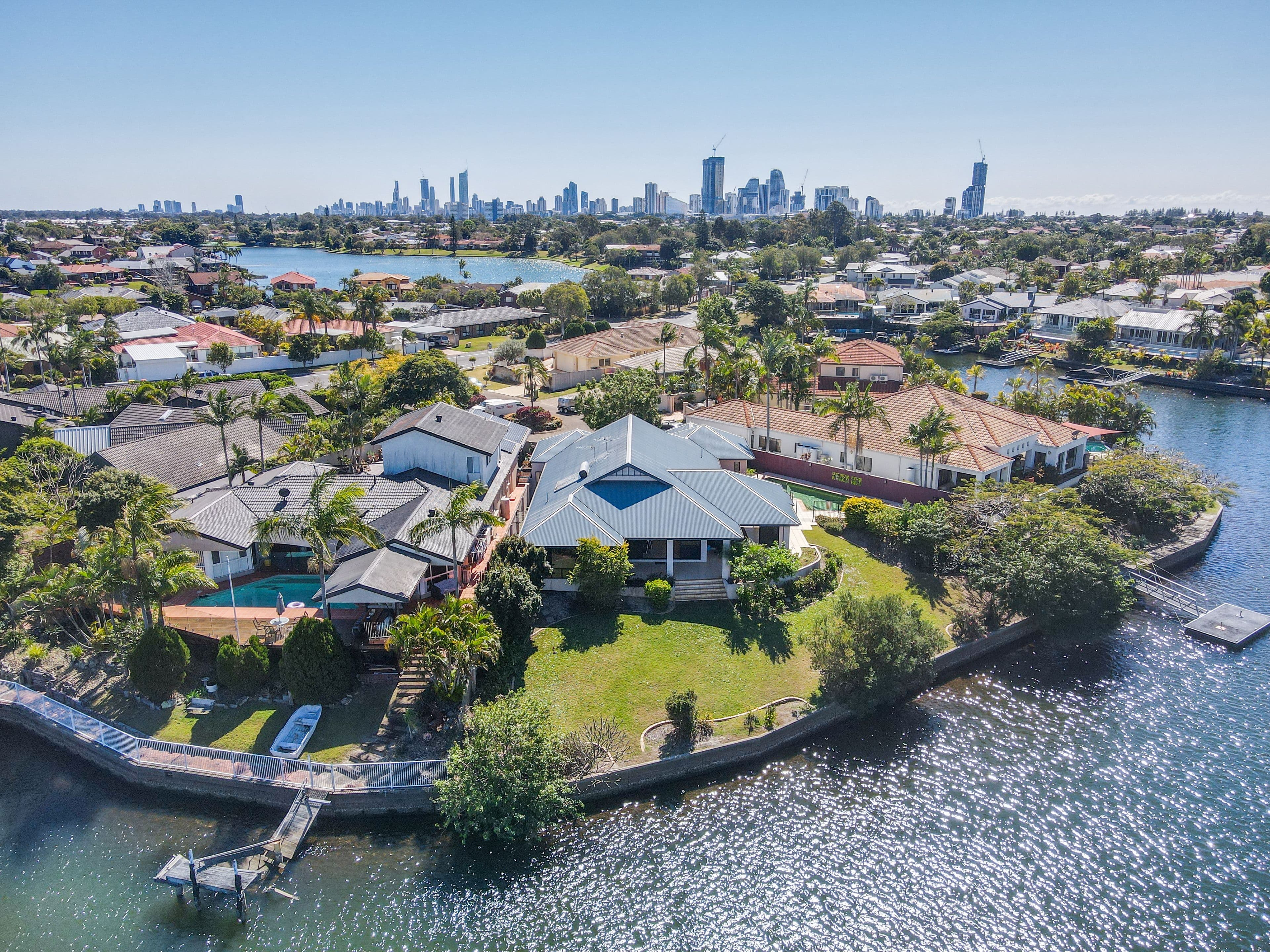 7 Catalina Court, Mermaid Waters QLD 4218, Mermaid Waters - Thumbnail 2