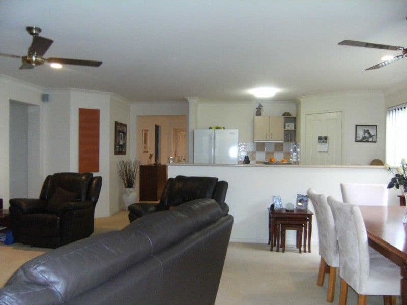 6 Melastoma Way, ARUNDEL QLD 4214, Arundel - Thumbnail 3