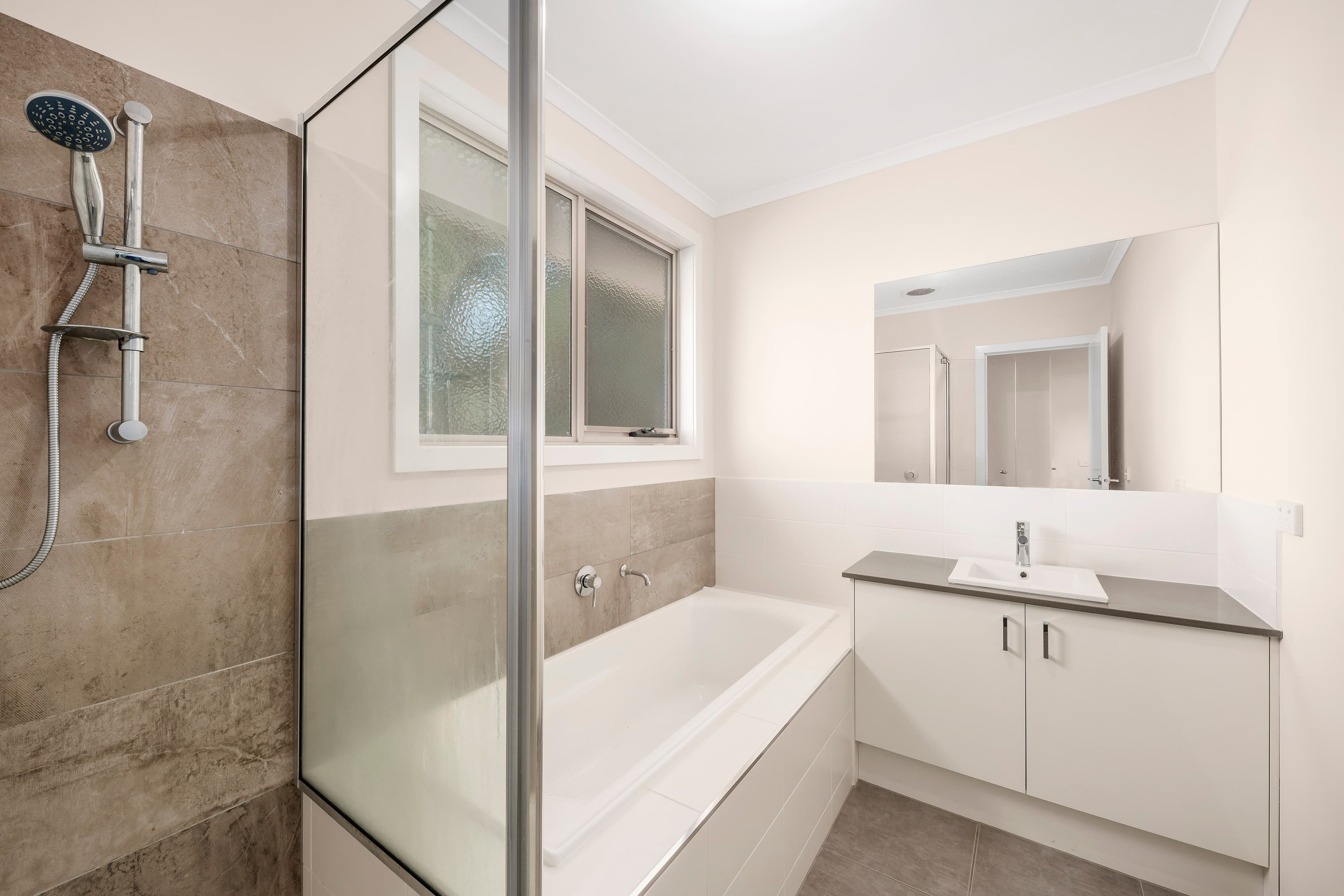 33 Deschamp Crescent, Rowville VIC 3178, Rowville - Thumbnail 5