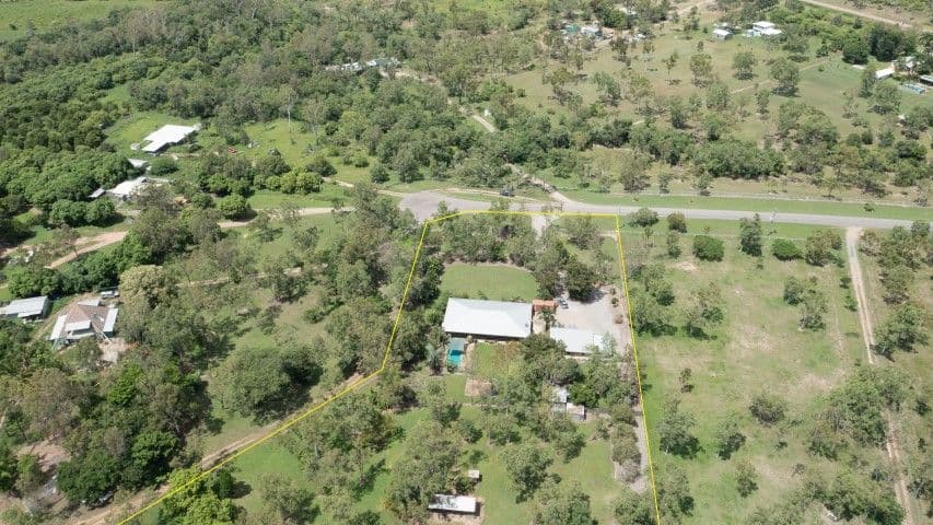 8 Kavenagh Court, Oak Valley QLD 4811, Oak Valley - Image 1