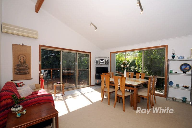 19 Westminster Drive, ROWVILLE VIC 3178, Rowville - Thumbnail 4