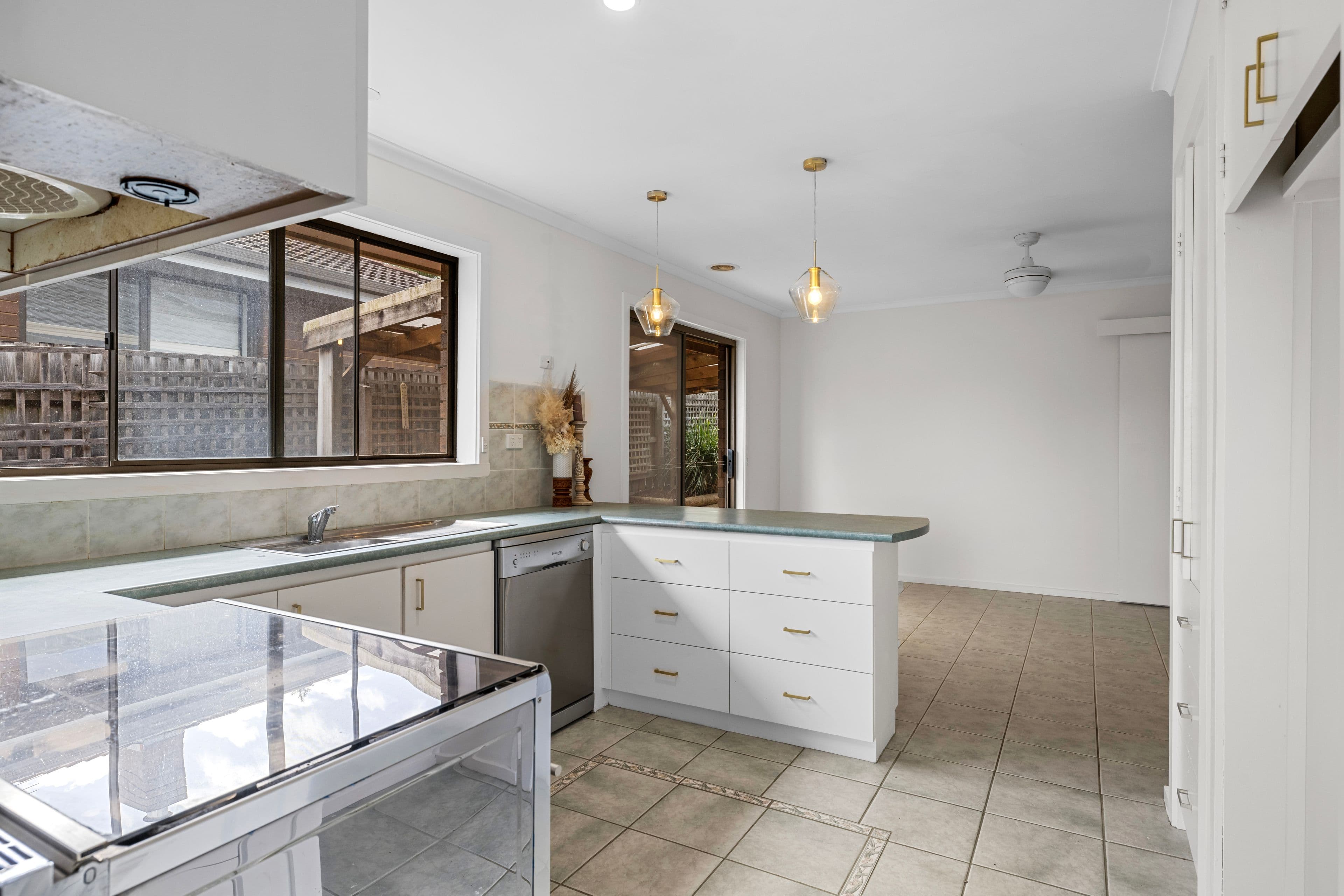 8 Valley View Crescent, Leongatha VIC 3953, Leongatha - Thumbnail 6
