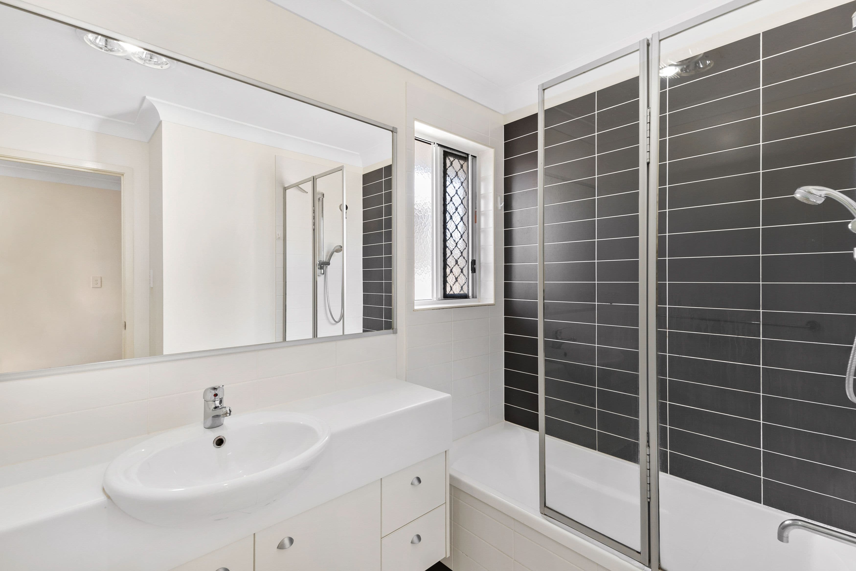 19-21 Shields Street, Redcliffe QLD 4020, Redcliffe - Thumbnail 8