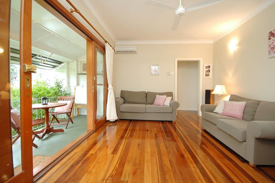 8 Gill Street, HOLLAND PARK QLD 4121, Holland Park - Thumbnail 3