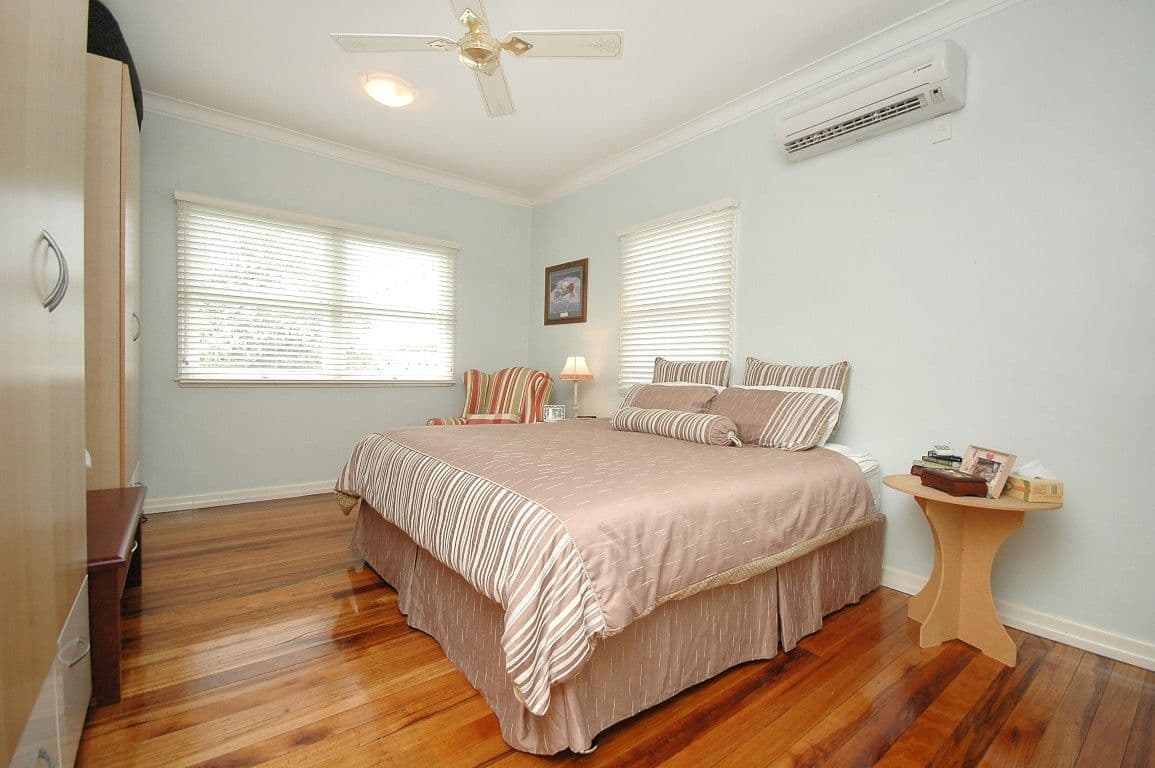 8 Gill Street, HOLLAND PARK QLD 4121, Holland Park - Thumbnail 7