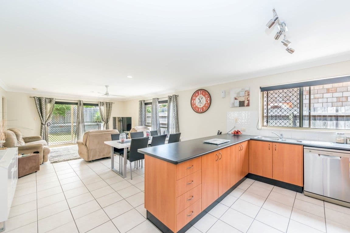 10 Wyperfield Court, North Lakes QLD 4509, North Lakes - Thumbnail 2